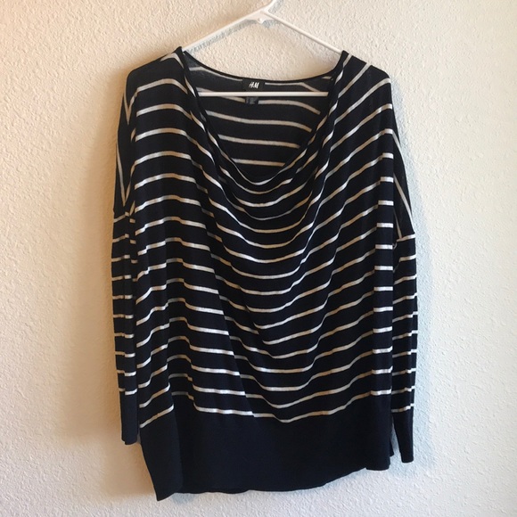 🌴H&M Oversized Long Sleeve Top🌴 - Picture 1 of 5